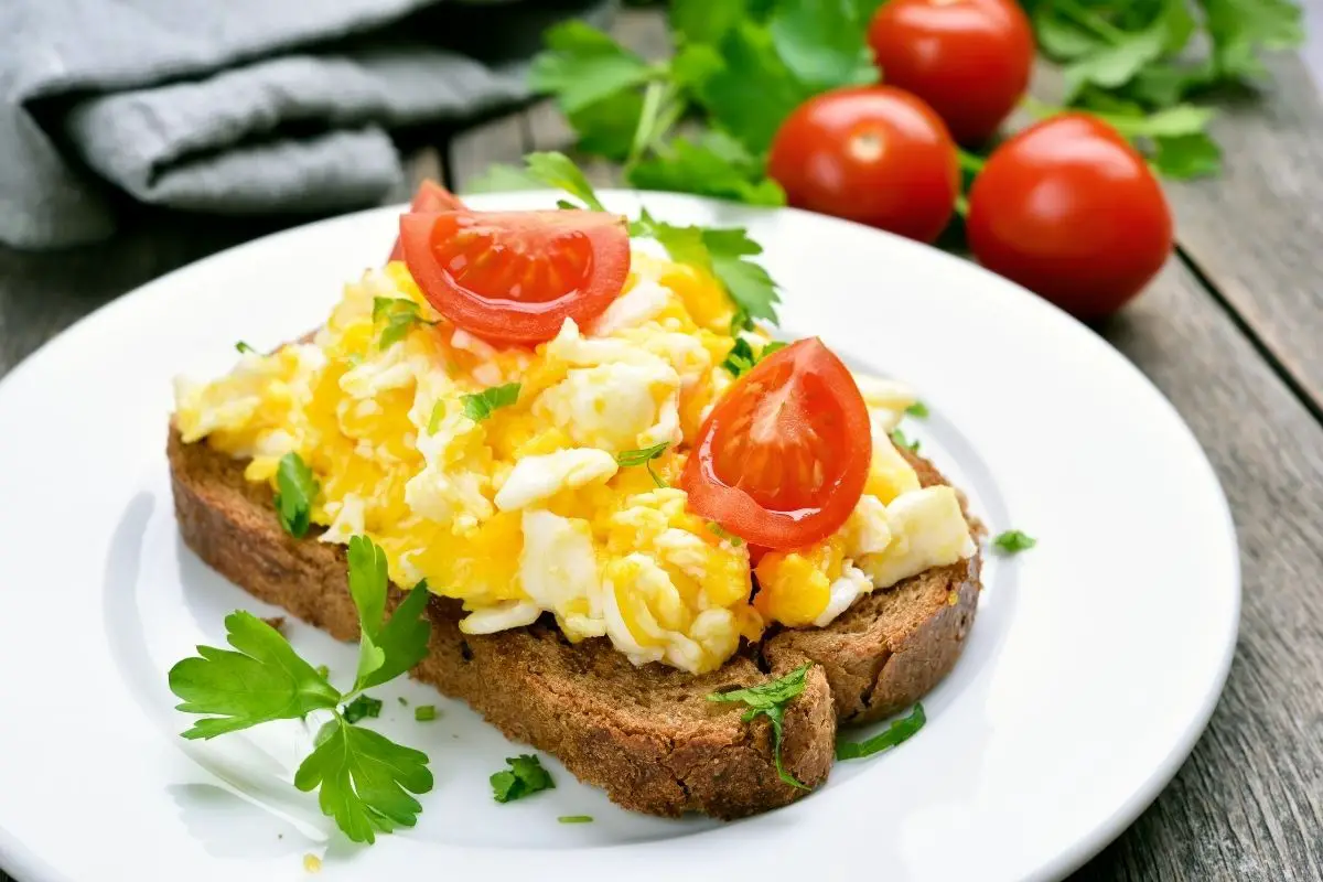 Easy Scrambled Eggs In A Mug