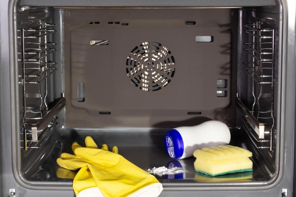 How Do I Clean My Toaster Oven?