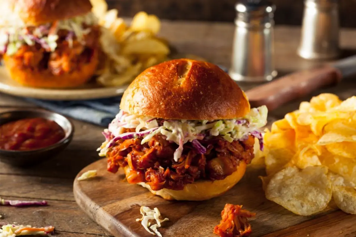 17 Delicious Recipes To Use Up Leftover BBQ Chicken
