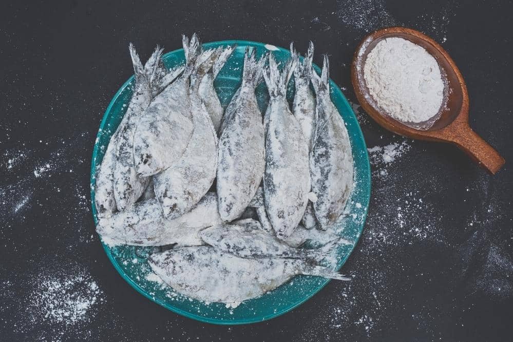 Best Flour Substitutes When Frying Fish