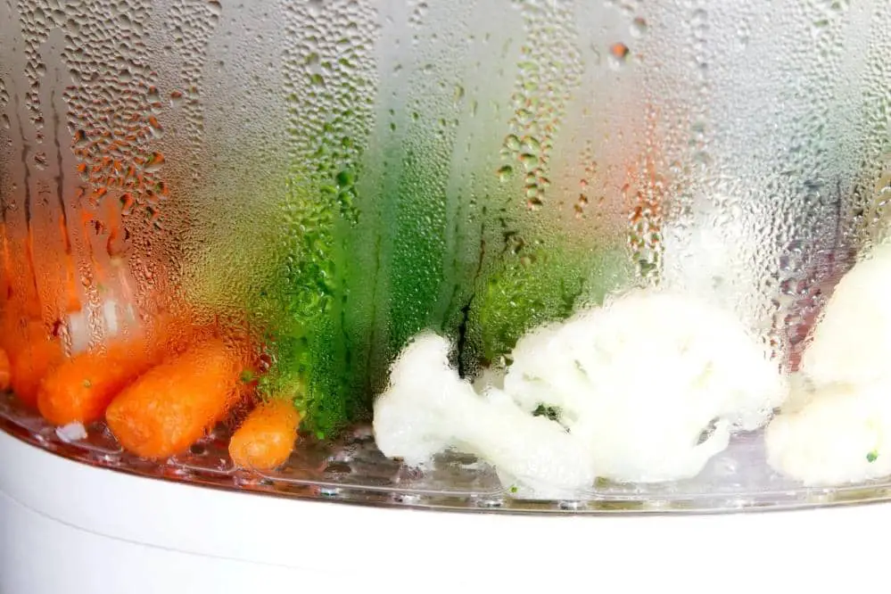 Is it Better to Steam or Boil Vegetables?